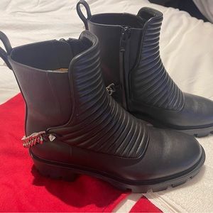 Christian Louboutin Maddic Max Flat Calf Black Silver Chain Combat Ankle Boot 37